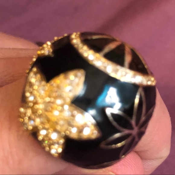 Black and Gold Cocktail Ring - Picture 2 of 4
